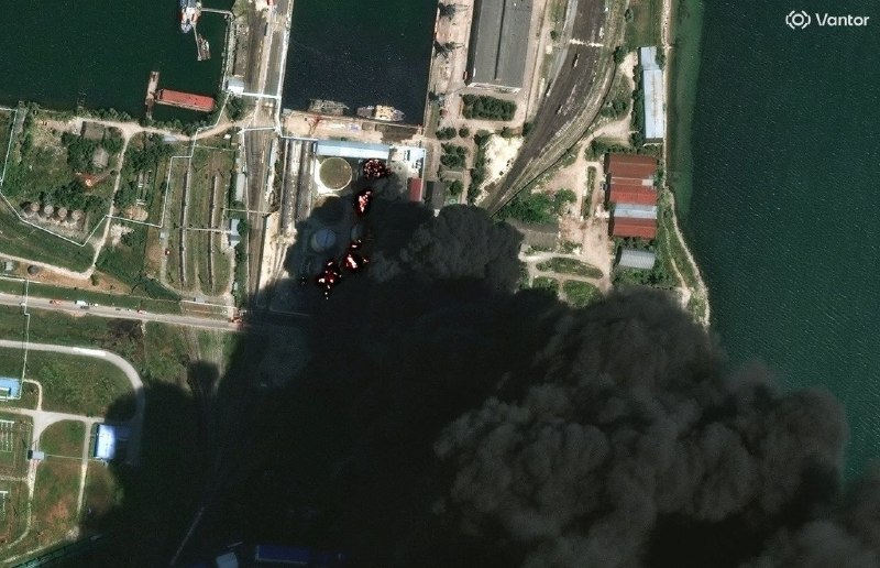 Satellite images of the consequences of recent Ukrainian drone strikes published by Vantor
