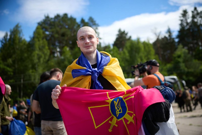160 Ukrainian servicemen have been freed from the Russian captivity in a new POWs swap