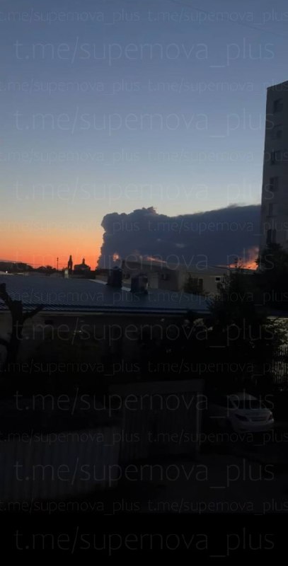 Fire at the oil refinery in Slavyansk-na-Kubani