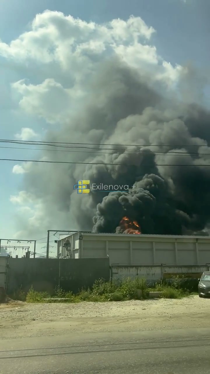 Fire reported at the power substation in Lyubertsy, Moscow region
