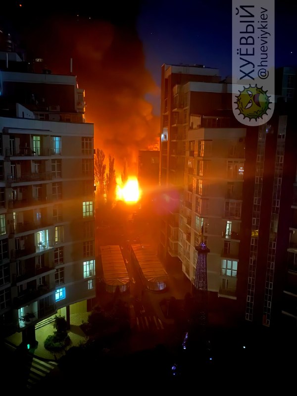 Pożar w Peczersku w Kijowie