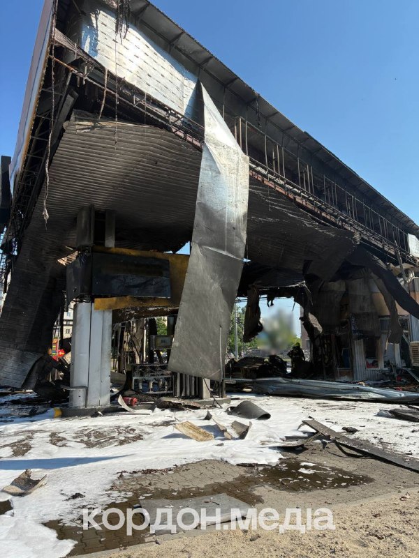 3 wounded as result of drone strike at the fuel station in Sumy
