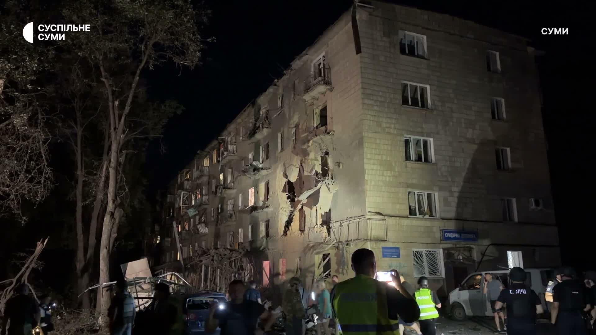 俄罗斯空袭苏梅市中心一处民宅造成的死亡人数上升至4人，其中包括一名儿童。