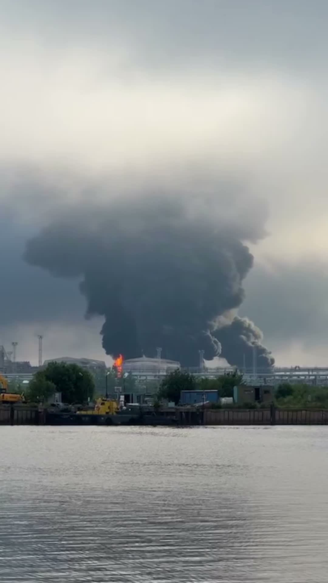 President Zelensky confirmed longrange strikes at St.Petersburg' port and naval base in Kronstadt