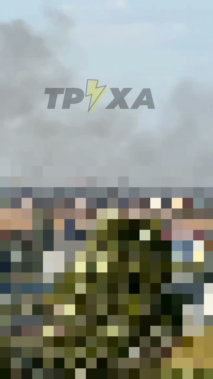 敖德萨地区导弹袭击后发生火灾