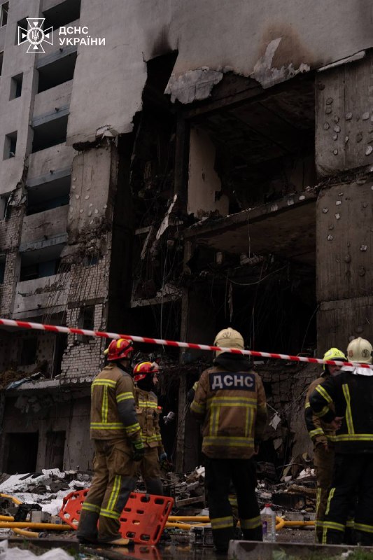 Zelensky: Russia launched 68 missiles and 351 drones overnight. At least 11 people killed, 60 wounded. Urging NATO to take strong decisions at the summit in Ankara