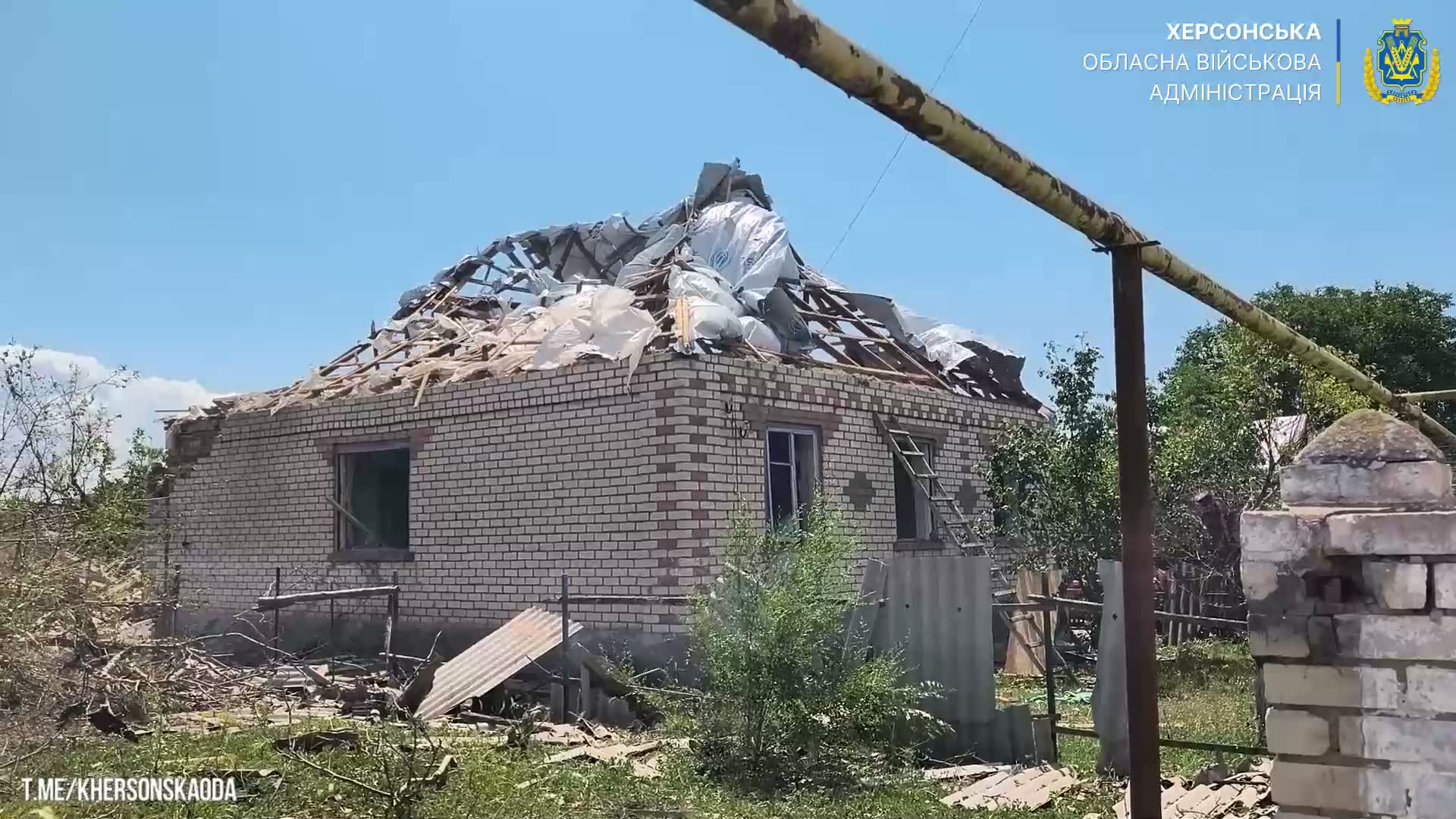 Several houses destroyed as result of Russian airstrikes in Zelenivka village near Kherson
