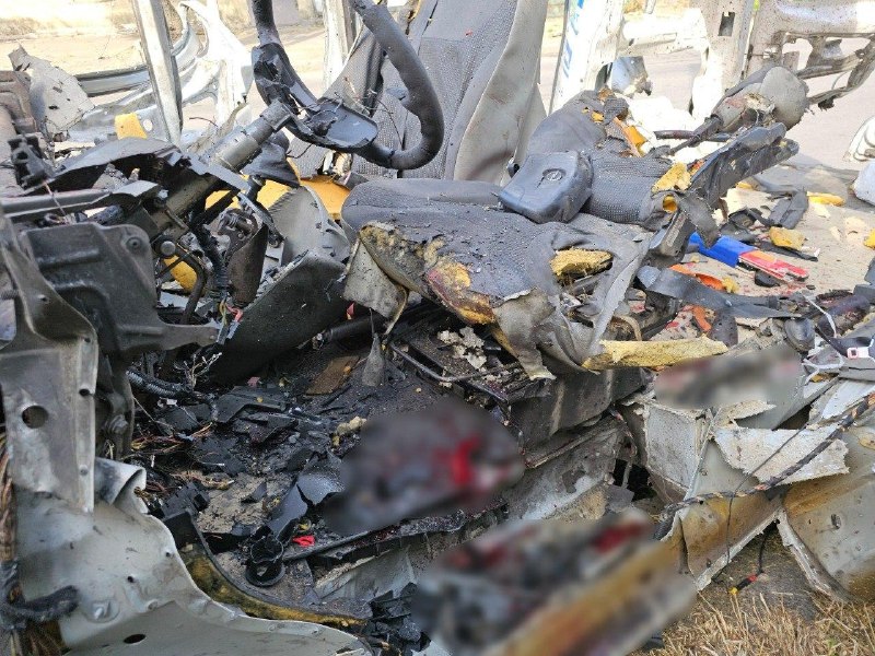 1 person killed as result of drone strike at the car in Kherson