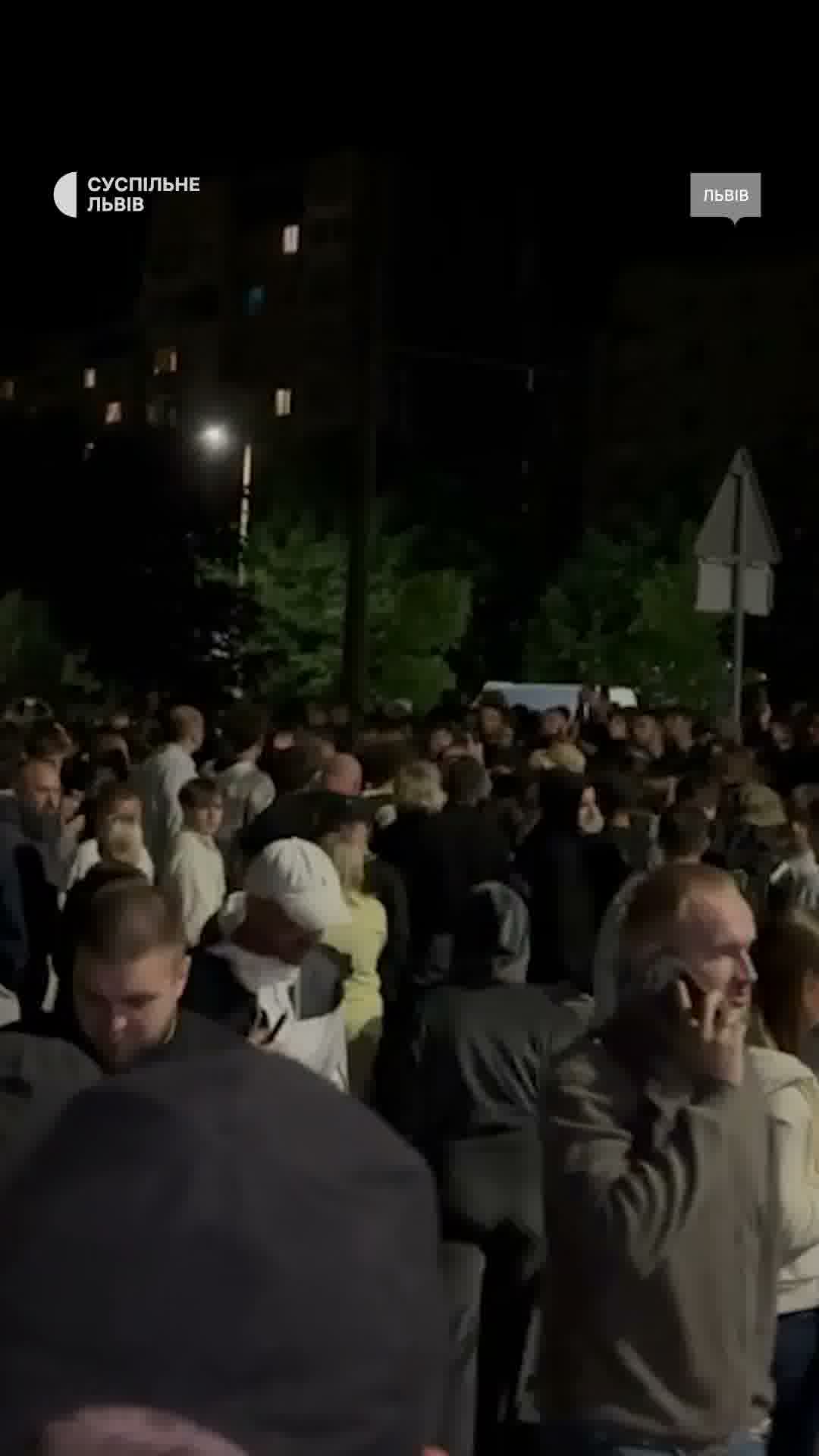 Tensions at protest in Lviv after military and police attempt to detain alleged draft dodger