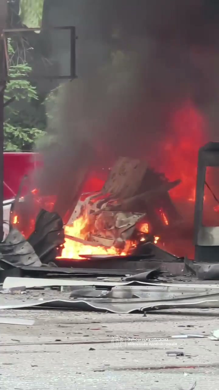 1 person killed, 3 wounded as result of drone strike at the fuel station in Zaporizhzhia