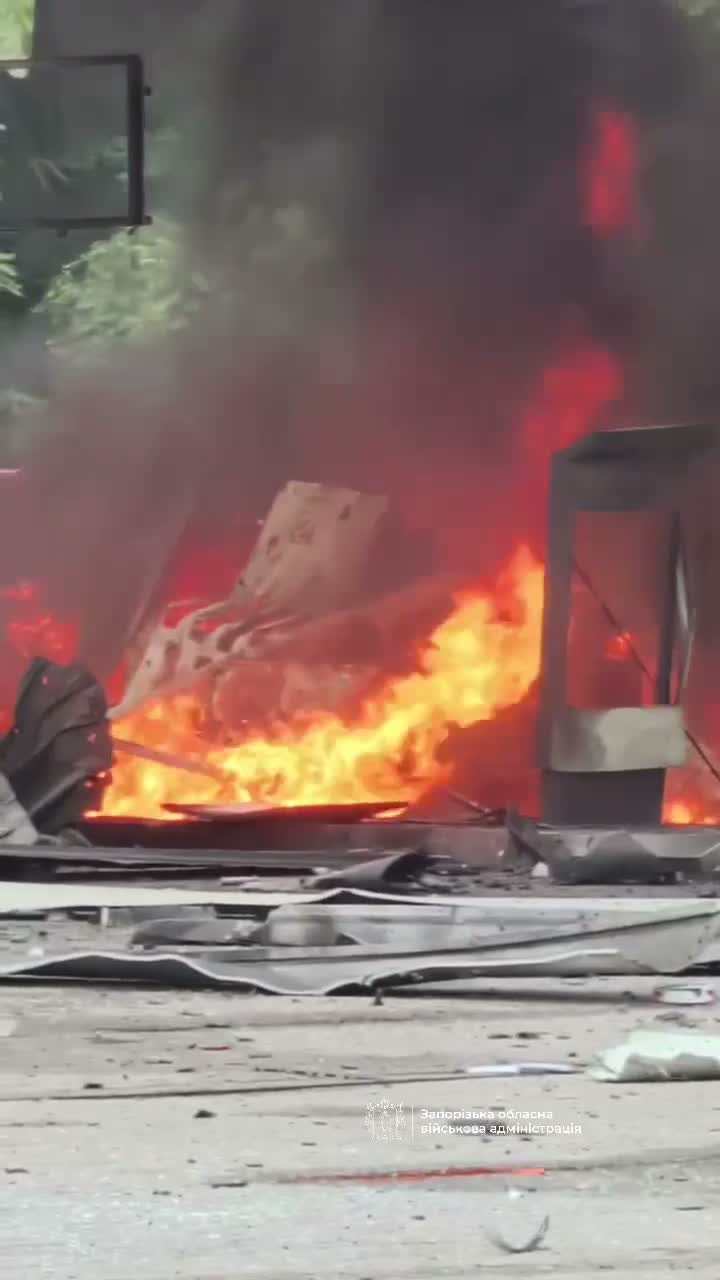 1 person killed, 3 wounded as result of drone strike at the fuel station in Zaporizhzhia