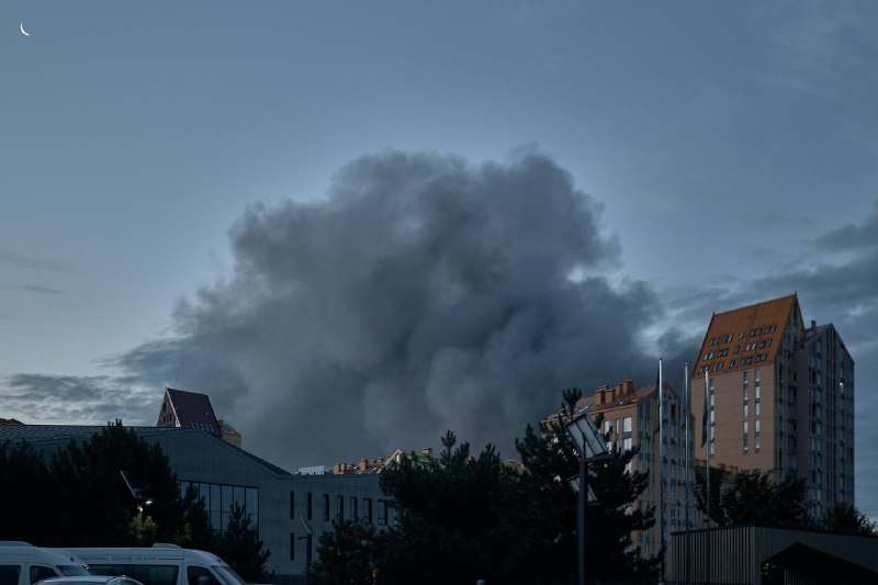 At least 10 people wounded as result of Russian missile strikes in Kyiv this morning