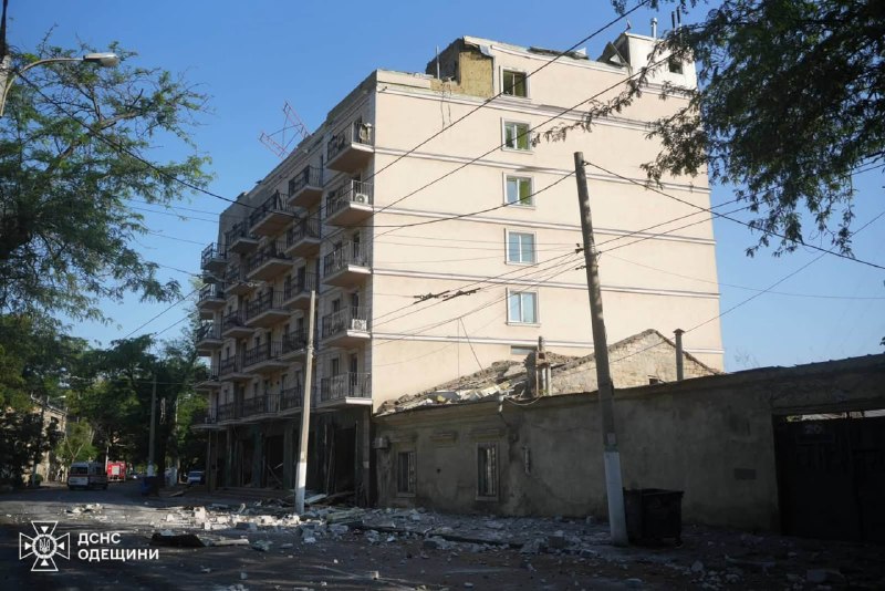 3 people killed, 3 wounded as result of Russian strikes in Odesa overnight