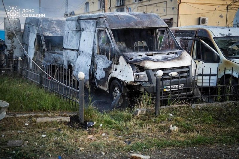 2 people killed, 10 wounded as result of Russian strikes in Odesa