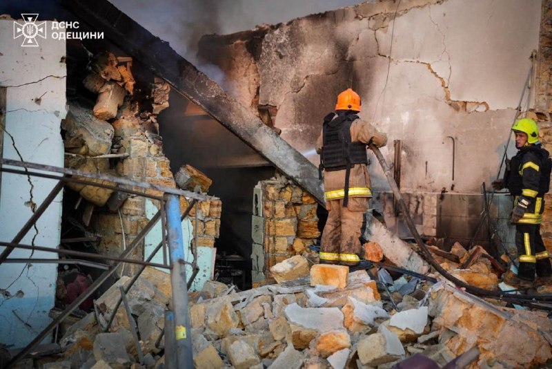 2 people killed, 10 wounded as result of Russian strikes in Odesa