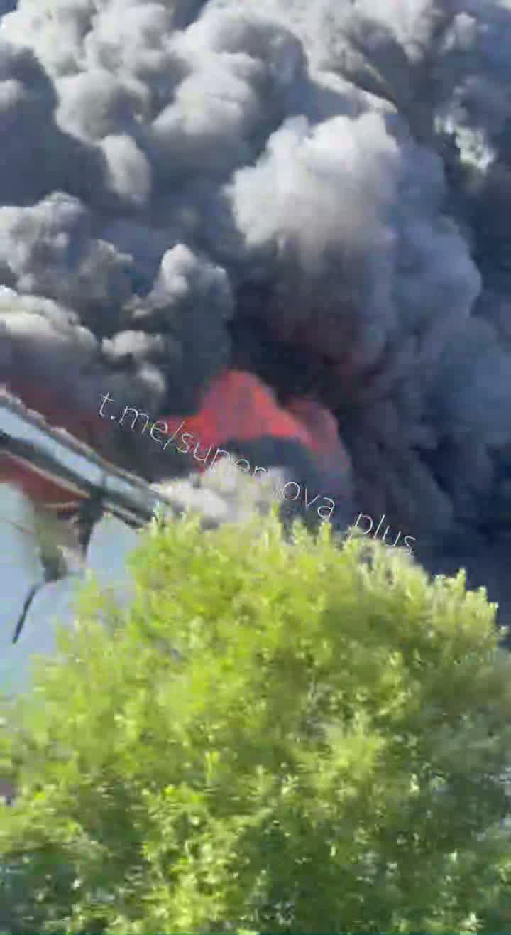 Large fire after drones strikes in Elektrostal,Moscow Oblast