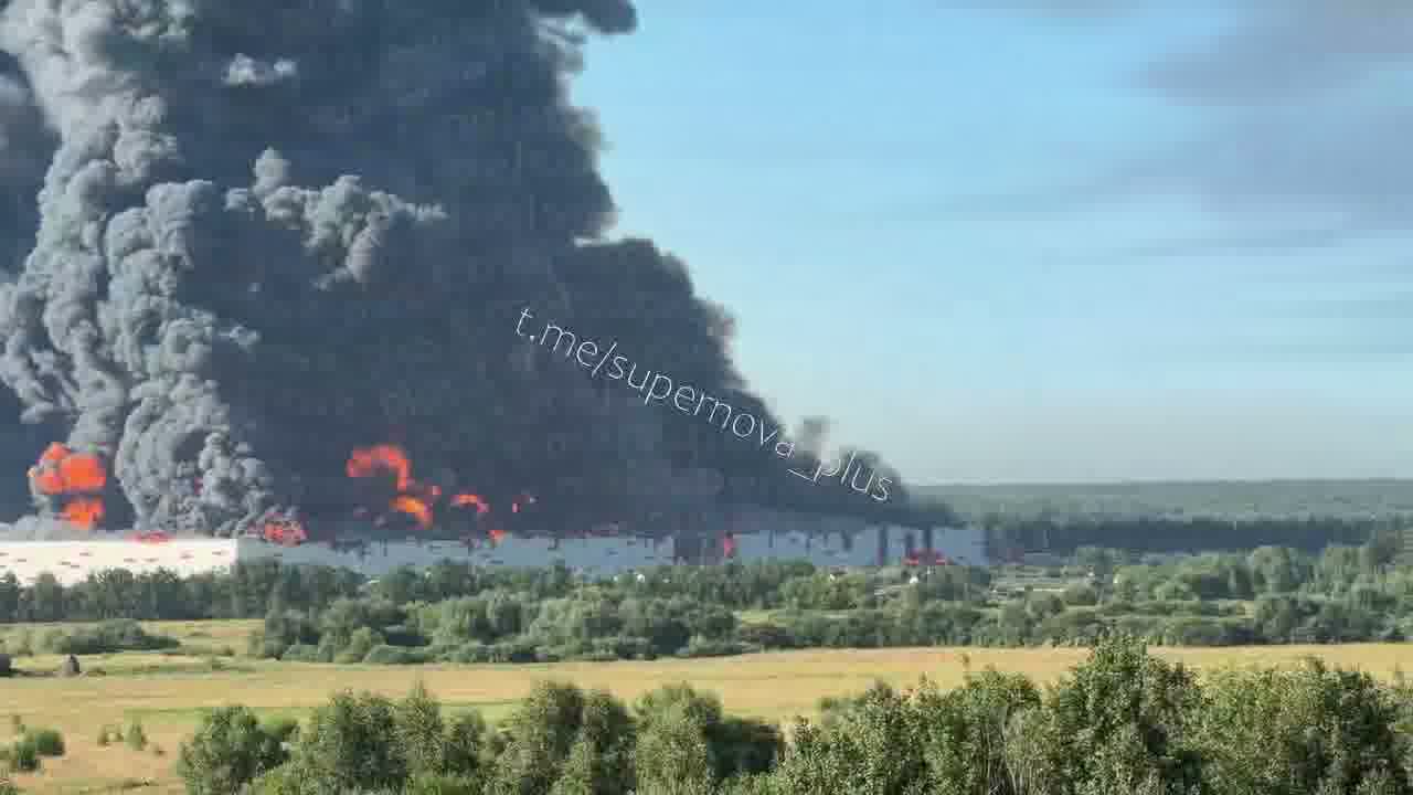 Fire at the Wildberries sorting center in Elektrostal, Moscow region