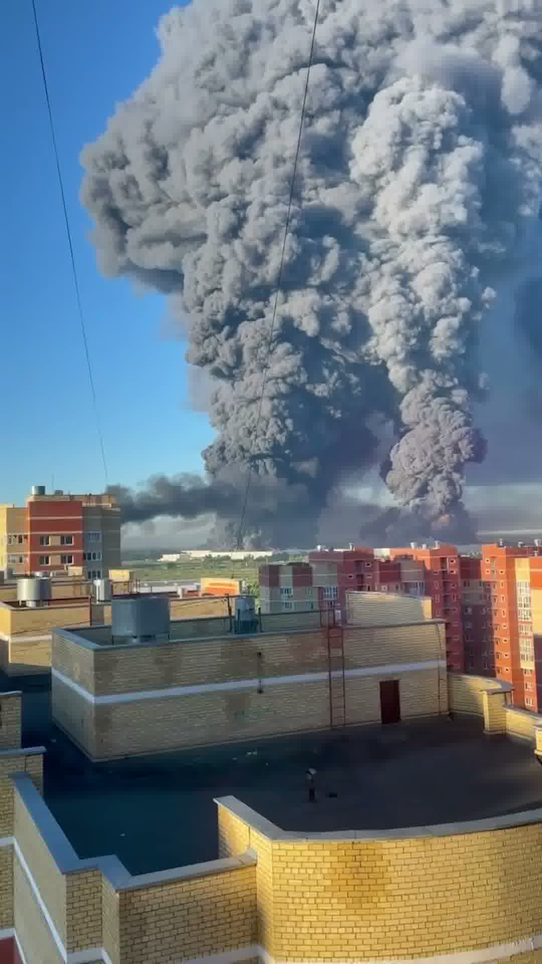 Zelensky: In response to Russian attacks on our civilian infrastructure, our cities and communities, two significant logistics facilities were hit - in the Moscow and Tambov regions, at a distance of more than 500 and about 700 kilometers from the front line. They were used by the aggressor to ensure the supply of sanctioned components for the production of drones and navigation equipment. An oil facility was also hit. In addition, Ukrainian middlestrikes worked on targets in the waters of the Sea of Azov and the Black Sea, and in our temporarily occupied Crimea