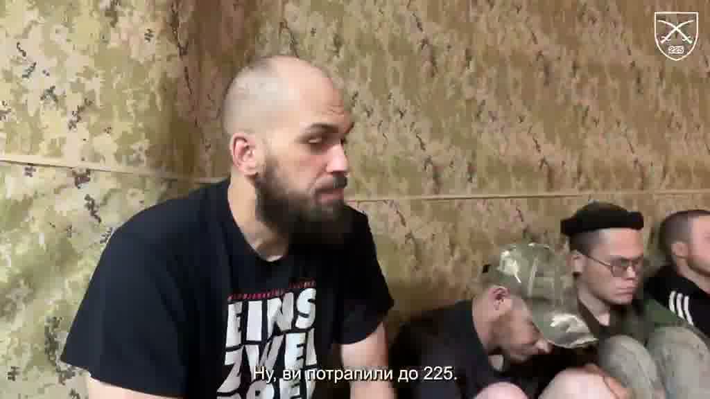 225th Assault Regiment captured 64 Russian soldiers in a week. They were supposed to infiltrate behind Ukrainian positions unnoticed. Not to engage in combat. To search for UAV crews, collect intelligence and plant Russian flags for the next videos about captured villages. Instead, they were captured. The fighters of the 225th Separate Assault Regiment cleared the infiltrated  groups in the areas of Ternuvate, Kosivtsevo, Rizdvyanka, Verkhnyaya Tersa and Vozdvizhivka
