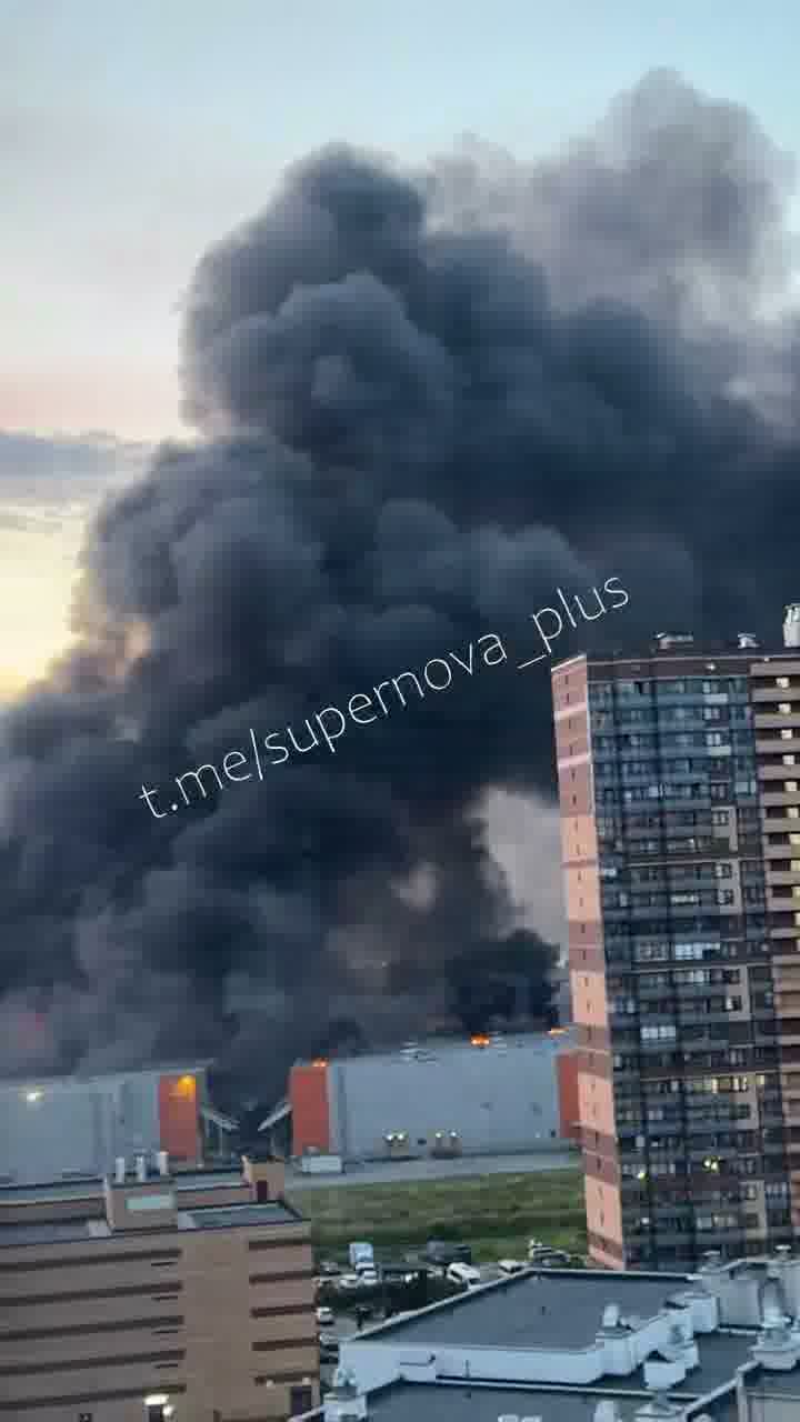 Big fire at the warehouses in St.Petersburg after drones strikes