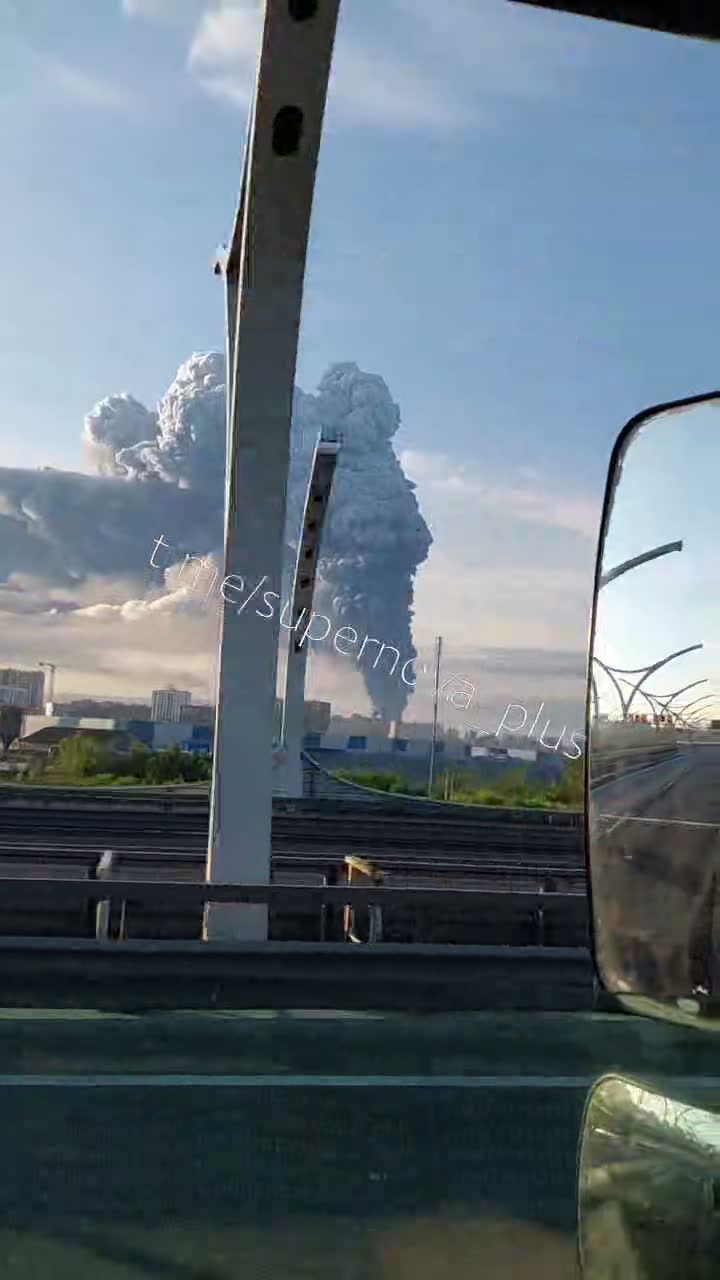 Smoke columns rising over St. Petersburg after drones strikes 