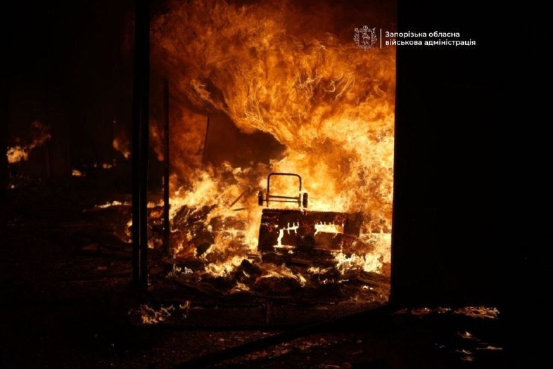 Big fire as result of Russian strike at the warehouse in Zaporizhzhia 