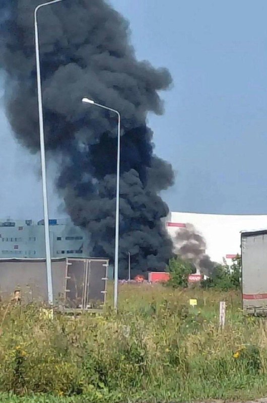 Drones hit parking lot at the Wildberries sorting center in Yekaterinburg