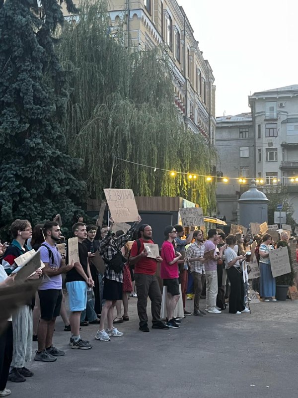 Protests have been ongoing in Ukraine for the eleventh day in a row. People took to the streets in Kyiv, Dnipro, Cherkasy, Mykolaiv, Khmelnytskyi, Ivano-Frankivsk, Uzhhorod, Lutsk, Lviv and other cities to demand Fedorov be reinstated as head of the Ministry of Defense.