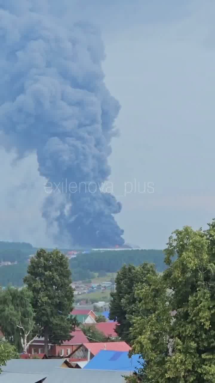 Wildberries warehouse in Sarapul is on fire as result of drones strikes