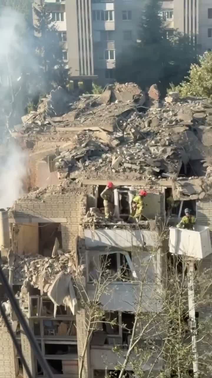 At least 31 people wounded as result of Russian missile strike at the residential house in Lviv