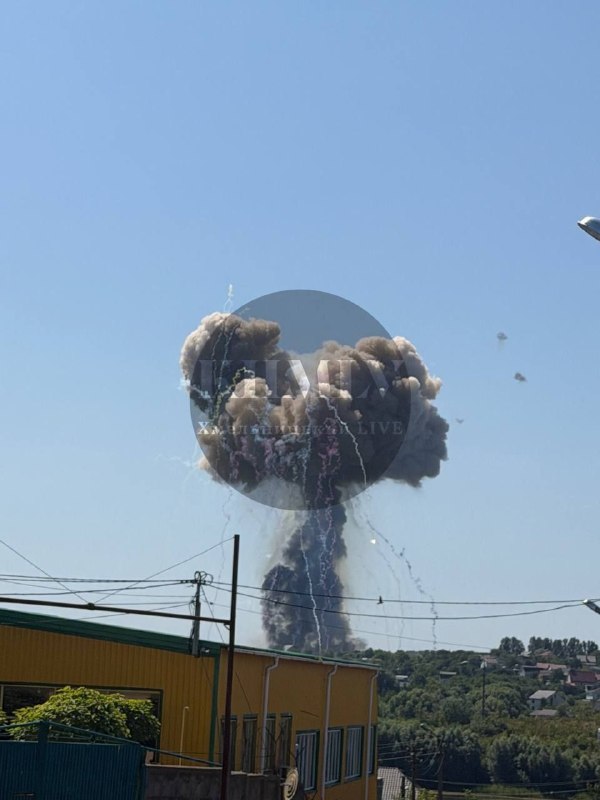 Violent explosions were reported in Khmelnitskyi. Secondary detonation also