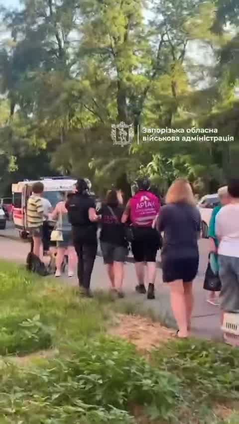 Number of injured as result of Russian airstrikes in Zaporizhzhia had increased to 21. 1 person killed