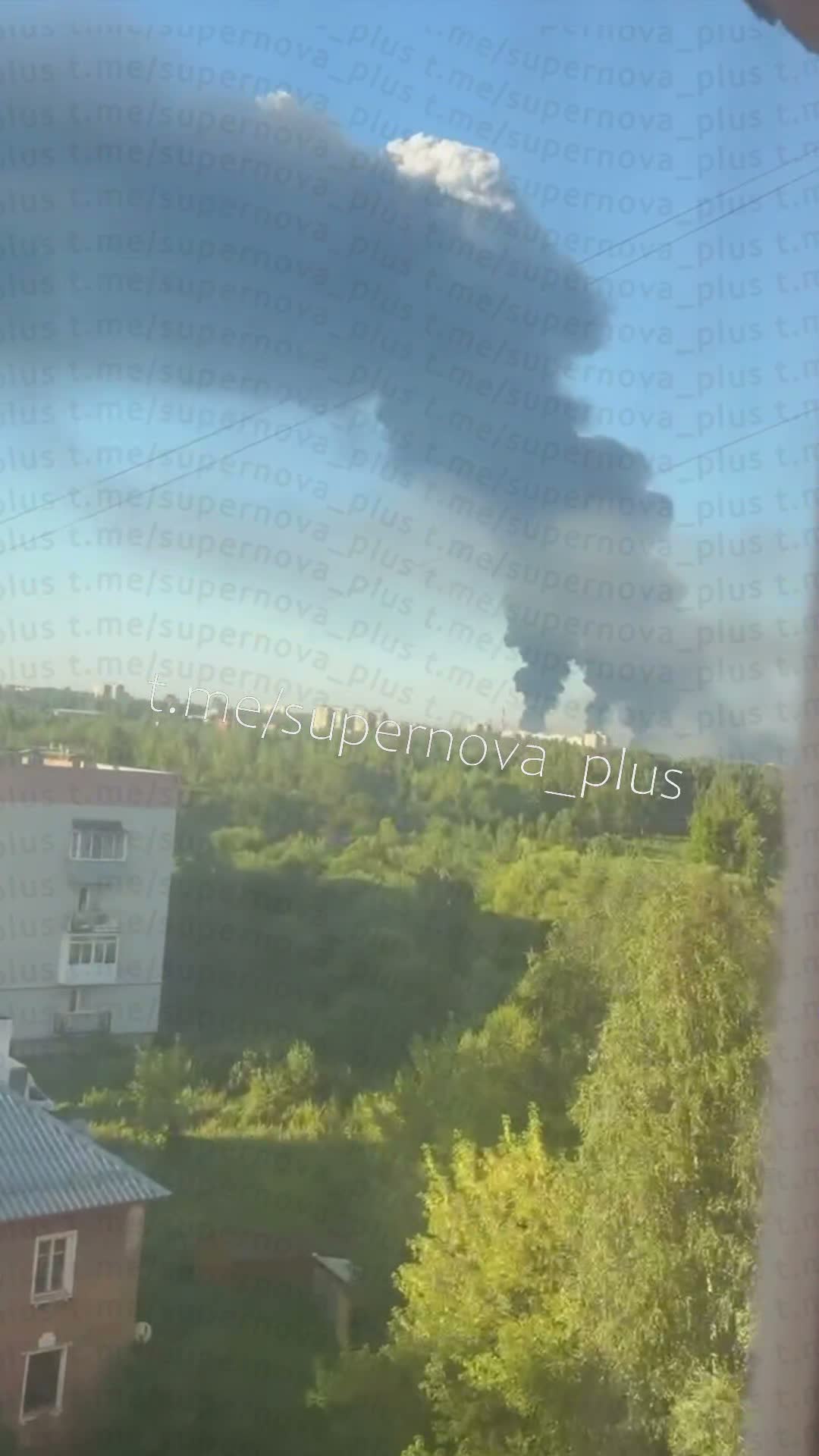Drones raid at the Yaroslavl oil refinery 