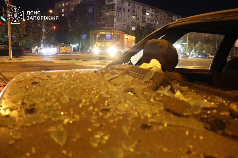 Tre persone sono rimaste ferite in seguito all'attacco di droni russi contro un autobus a Zaporizhzhia.