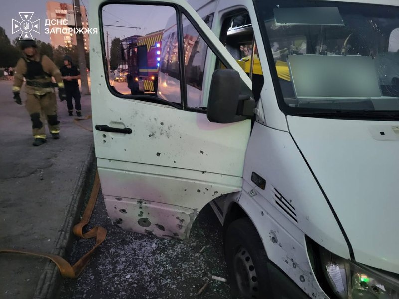 3 people wounded as result of Russian drone strike at the bus in Zaporizhzhia
