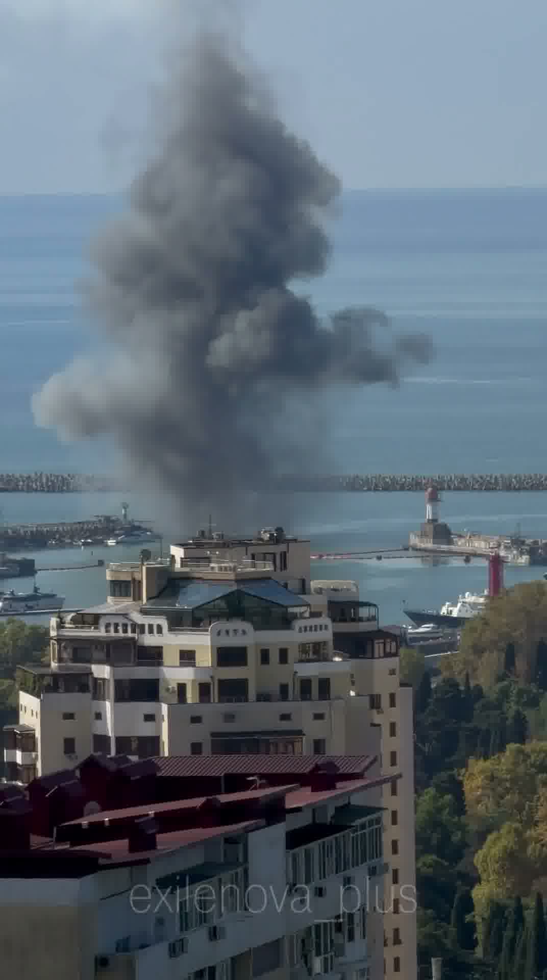 Explosions were reported at port in Sochi