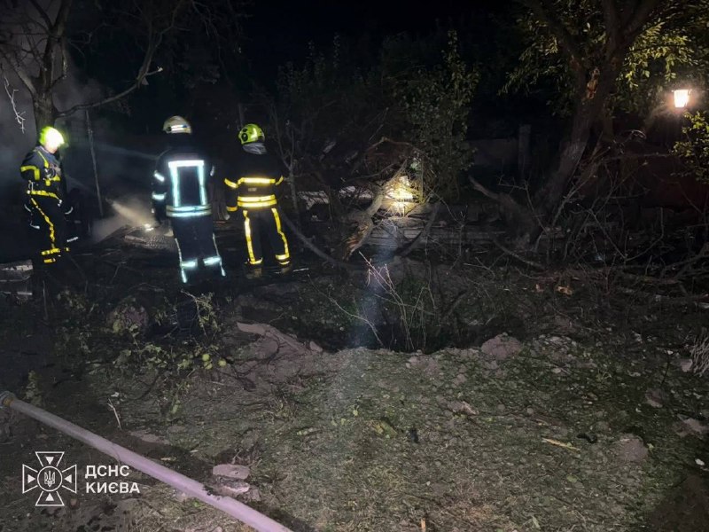 At least 2 people killed, 7 wounded as result of Russian strikes in Kyiv. Impacts in 5 districts of capital 