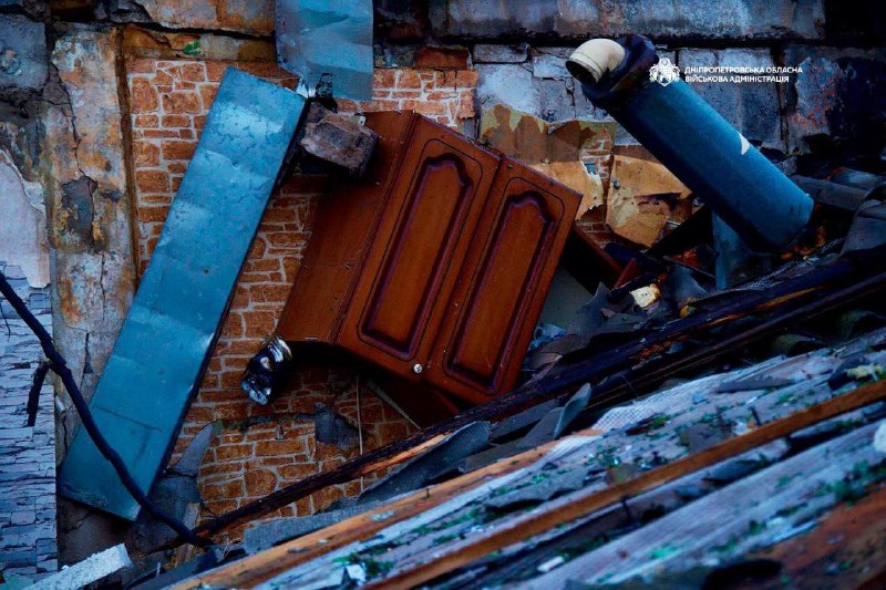 Tre persone sono rimaste ferite a seguito di attacchi russi nella città di Dnipro.