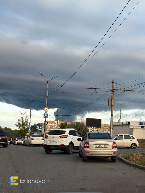 В Саратове зафиксированы случаи налета беспилотников.