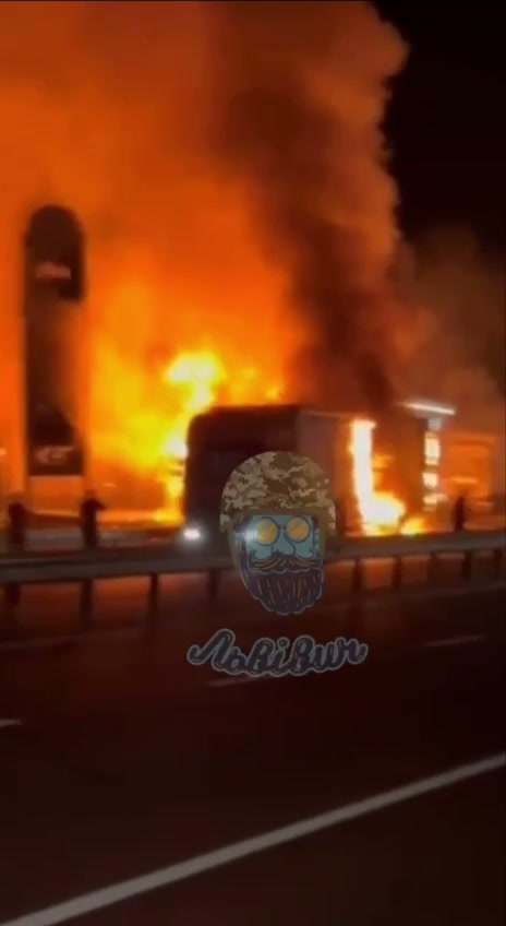 پهپادها یک ایستگاه سوخت را در منطقه ولین، در نزدیکی مرز با لهستان، هدف قرار داده‌اند.