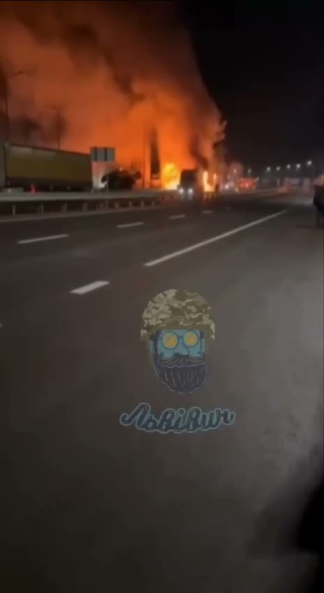 پهپادها یک ایستگاه سوخت را در منطقه ولین، در نزدیکی مرز با لهستان، هدف قرار داده‌اند.
