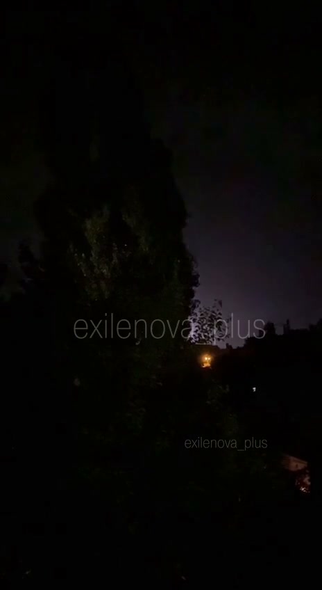 Droni hanno preso di mira infrastrutture energetiche a Mariupol.