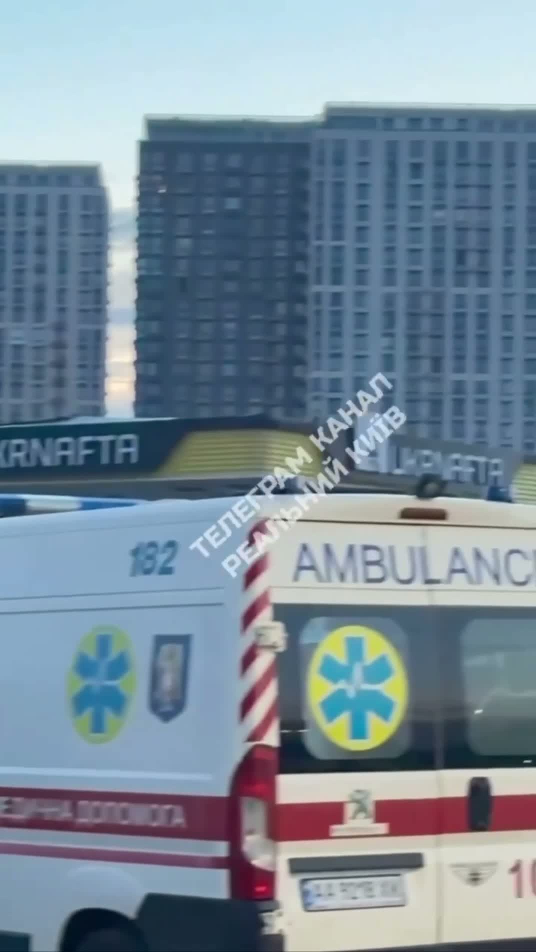 Rusya'nın insansız hava aracı, Kyiv'deki Bazhana caddesindeki bir benzin istasyonuna isabet etti.