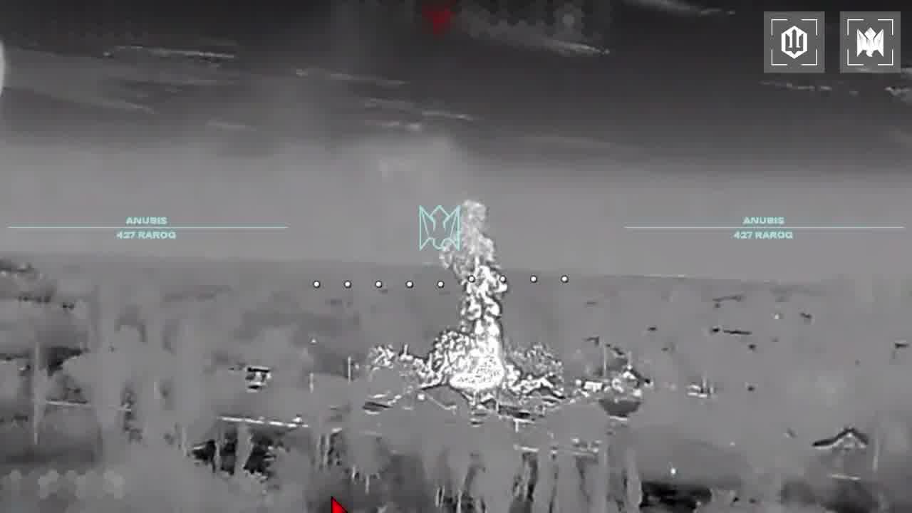 Video van Oekraïens drone-aanval die mogelijk Russische generaal Anton Grunis op 12 september in Kindrativka, regio Donetsk, heeft gedood.