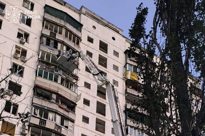 ارتفع عدد الجرحى نتيجة ضربات روسية في كييف إلى 20.