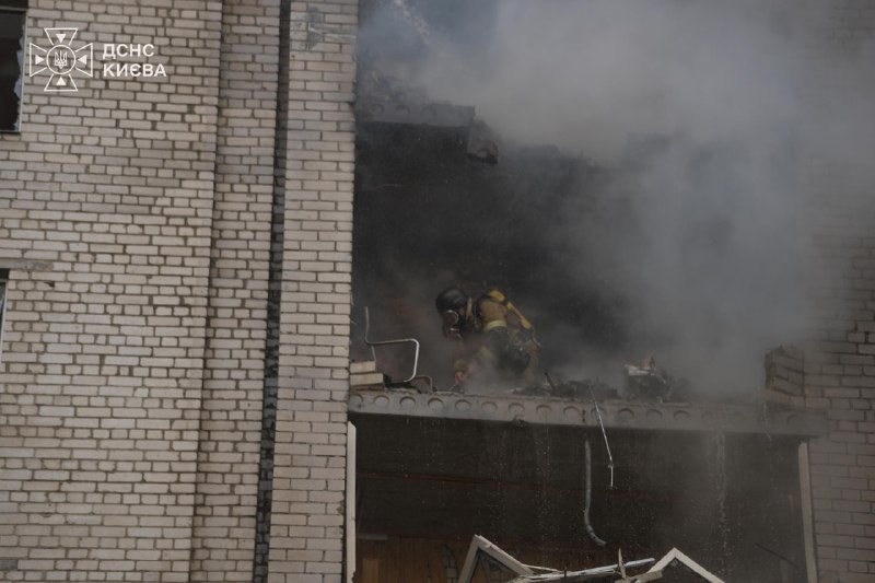 Zginął 1 osoba, 7 rannych w wyniku ataku dronów na Kijów