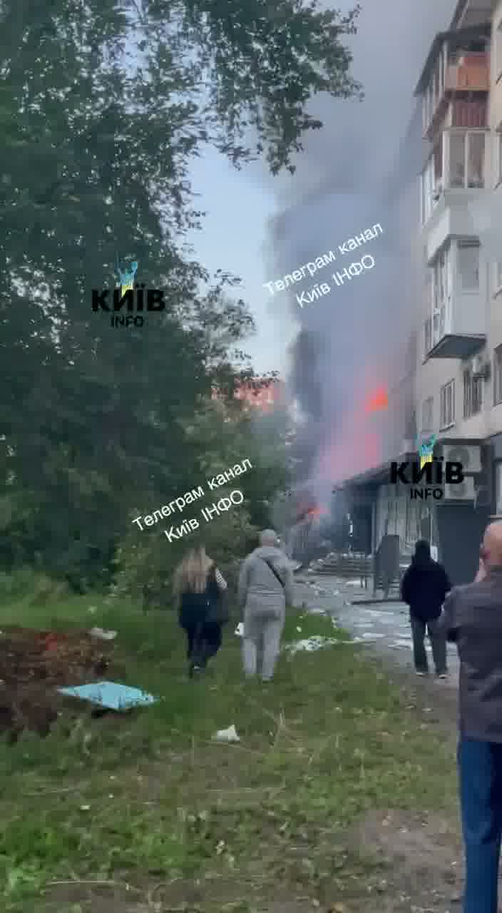 Πολλές οικίες καταστράφηκαν στο Κίεβο ως αποτέλεσμα ρωσικών επιθέσεων