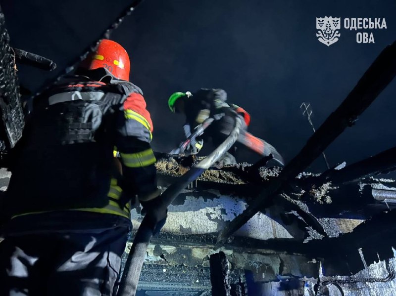 8 personer skadade efter rysk attack mot företag i Odesas region