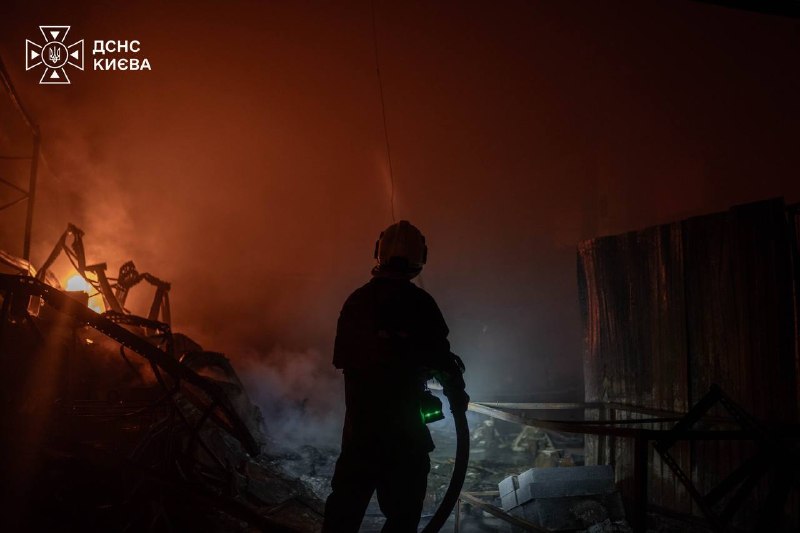 יריות ונזק במספר שכונות בקי יב כתוצאה מהתקפות רוסיות, תשתיות חשמל נפגעו