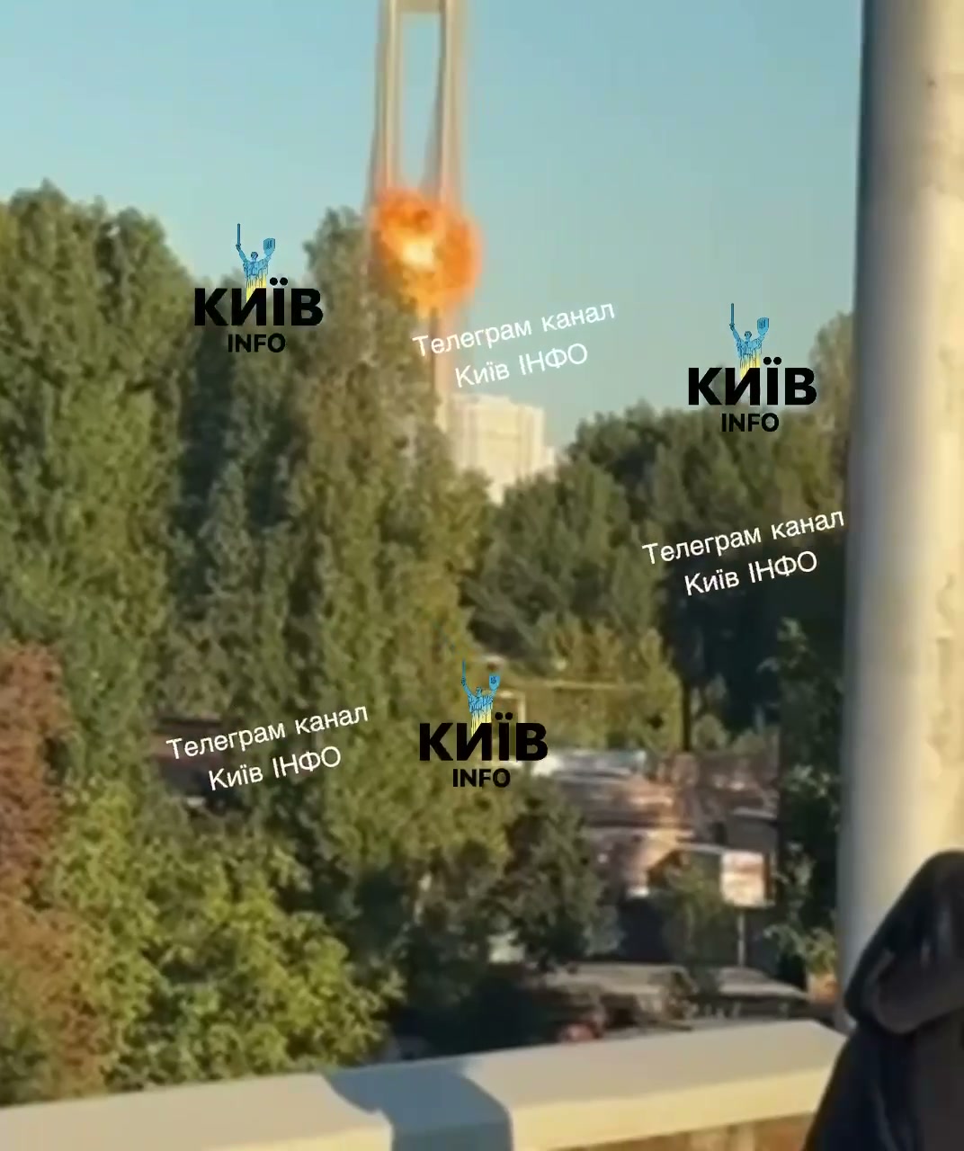 Drone strike at the Pivdennyi bridge in Kyiv today